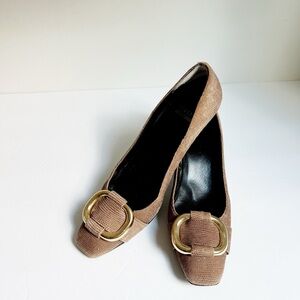 Stuart Weitzman haze goose bump nappa pumps size 8 1/2 N
